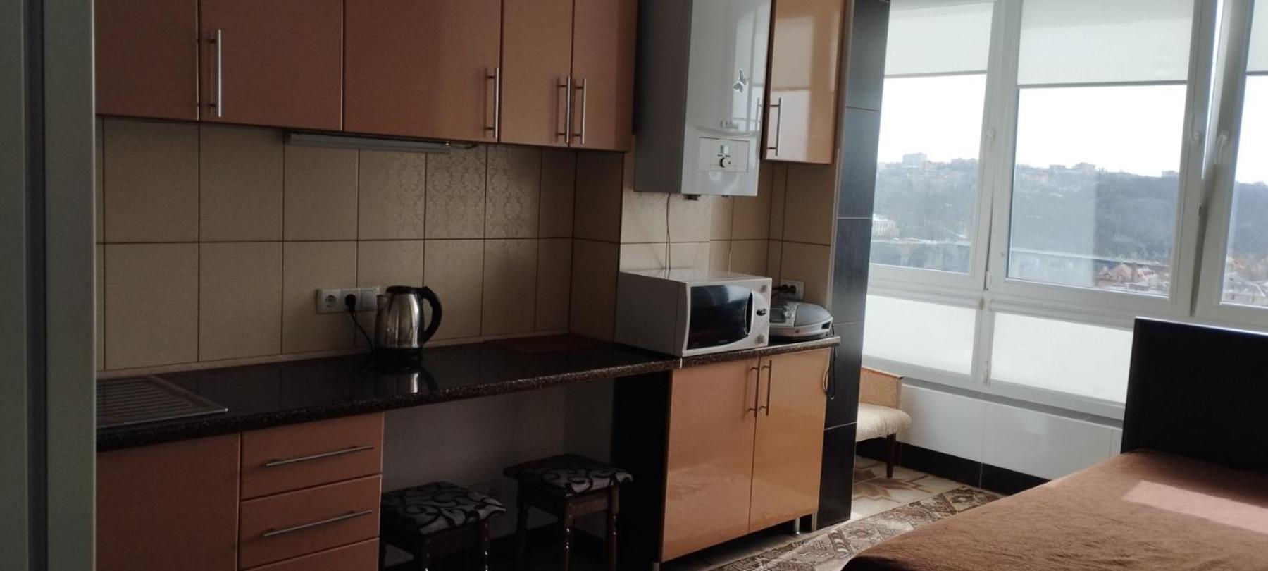 Rooms With Fortetsya View 2 คาเมียเนตส์-โปดิลสกี ภายนอก รูปภาพ
