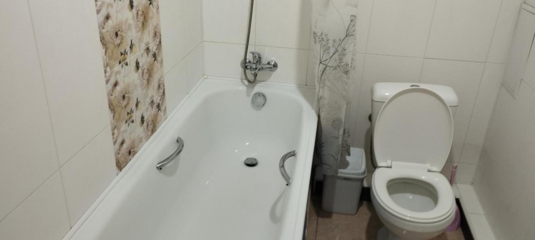 Rooms With Fortetsya View 2 คาเมียเนตส์-โปดิลสกี ภายนอก รูปภาพ